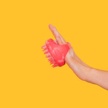 Load image into Gallery viewer, Brosse massante cuir chevelu Scalp brush innovation - POPMYCURLS BOX PARIS